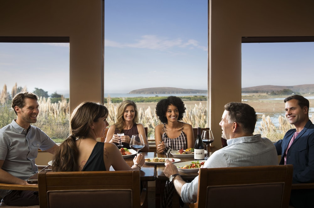 Restaurant, The Lodge at Bodega Bay