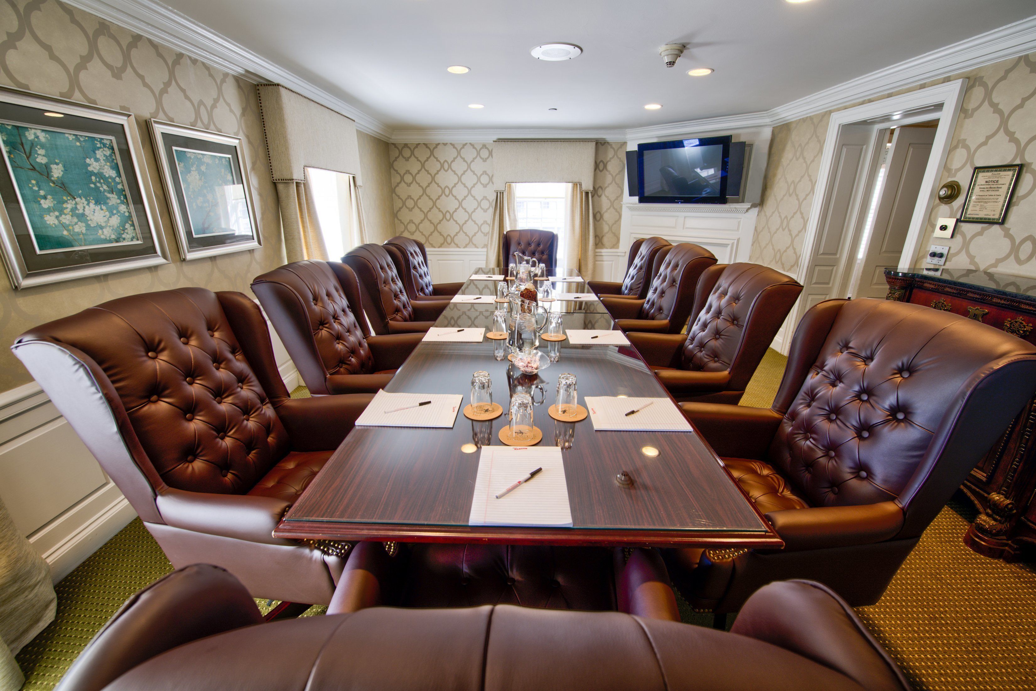 Nassau Inn In Princeton Nj Expedia