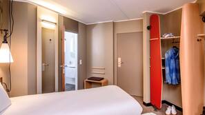 Allergikerbettwaren, Select-Comfort-Betten, Zimmersafe, Schreibtisch