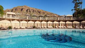 9 outdoor pools, pool cabanas (surcharge), pool umbrellas