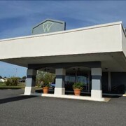Top 10 Hotels In Mayfield Ky 50 Hotel Deals On Expedia Wingfield Inn