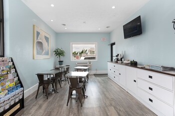 John Yancey Oceanfront Inn Kill Devil Hills 2019 Room - 