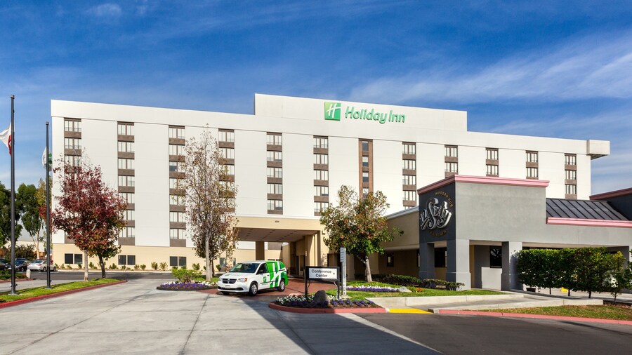 Holiday Inn La Mirada, an IHG Hotel