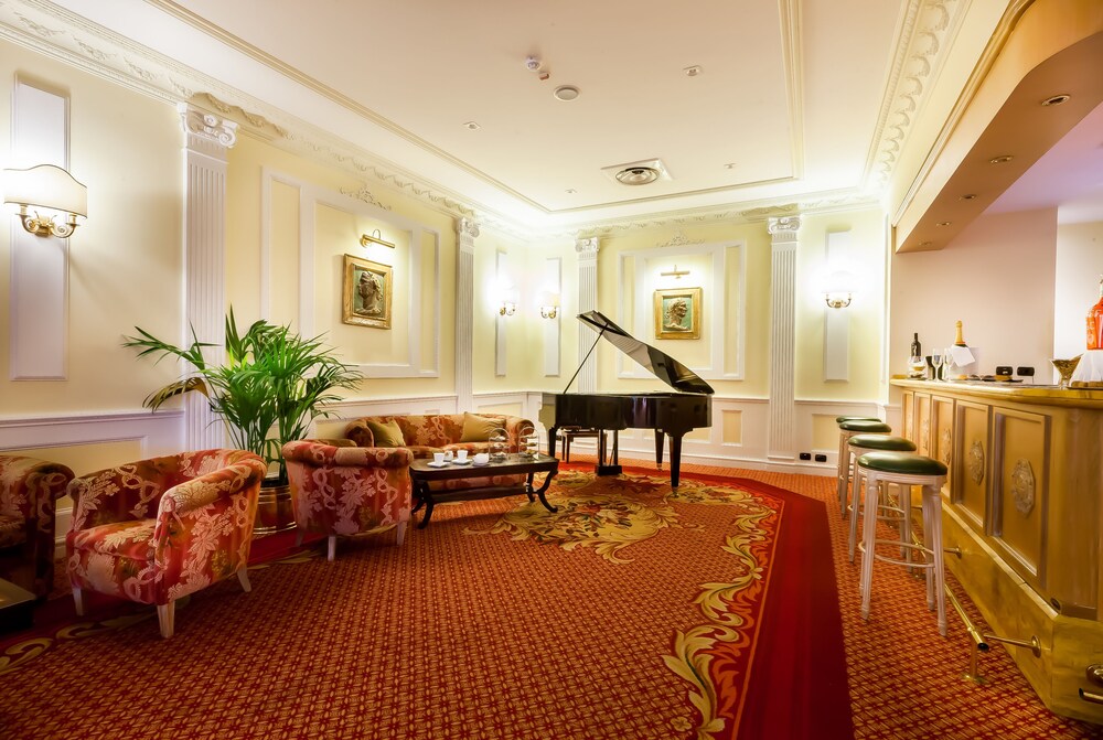 Salón