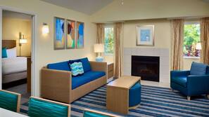 Pillowtop beds, in-room safe, desk, laptop workspace