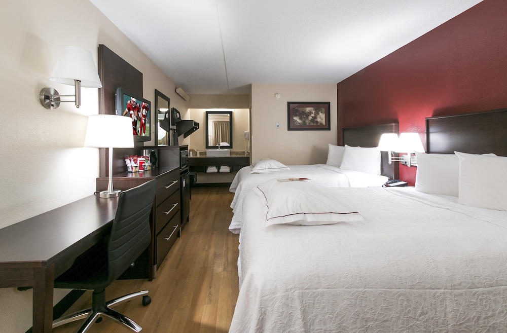 Red Roof Inn PLUS+ Chicago - Hoffman Estates