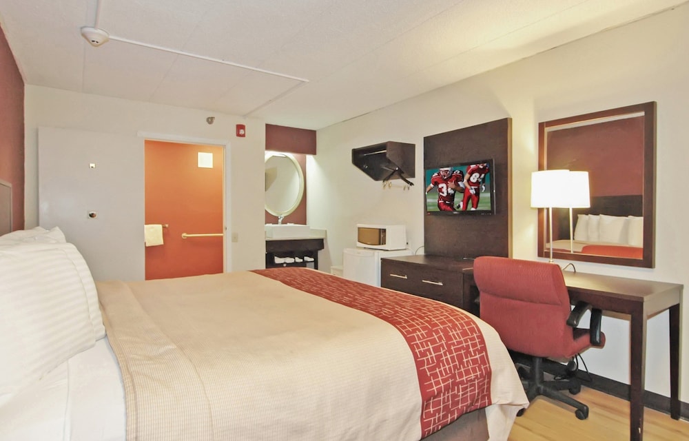 Red Roof Inn PLUS+ Chicago - Hoffman Estates