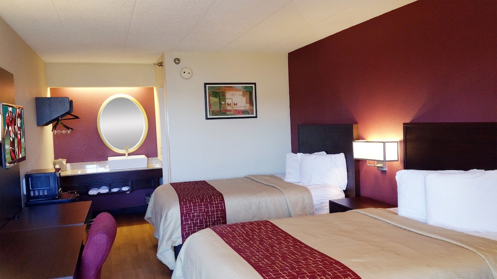 Room, Red Roof Inn PLUS+ Chicago - Hoffman Estates