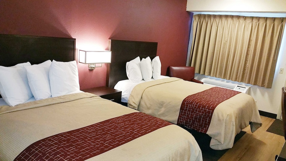 Room, Red Roof Inn PLUS+ Chicago - Hoffman Estates