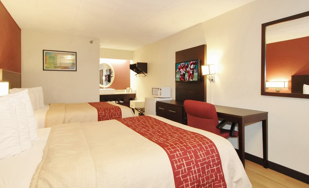 Red Roof Inn PLUS+ Chicago - Hoffman Estates