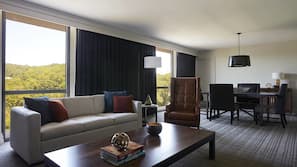 1 bedroom, premium bedding, down comforters, pillowtop beds