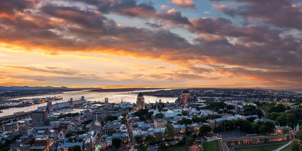 Hilton Quebec 2019 Pictures Reviews Prices Deals Expediaca