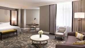 Luxe beddengoed, pillowtop-bedden, een minibar, een kluis op de kamer