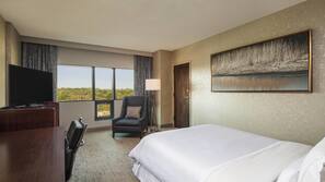 Premium bedding, pillowtop beds, in-room safe, desk