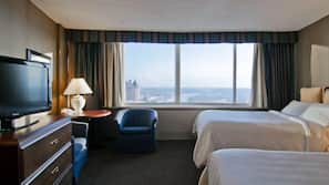 Premium bedding, pillow top beds, in-room safe, desk