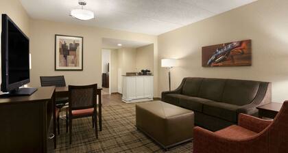 Embassy Suites by Hilton Cleveland Beachwood