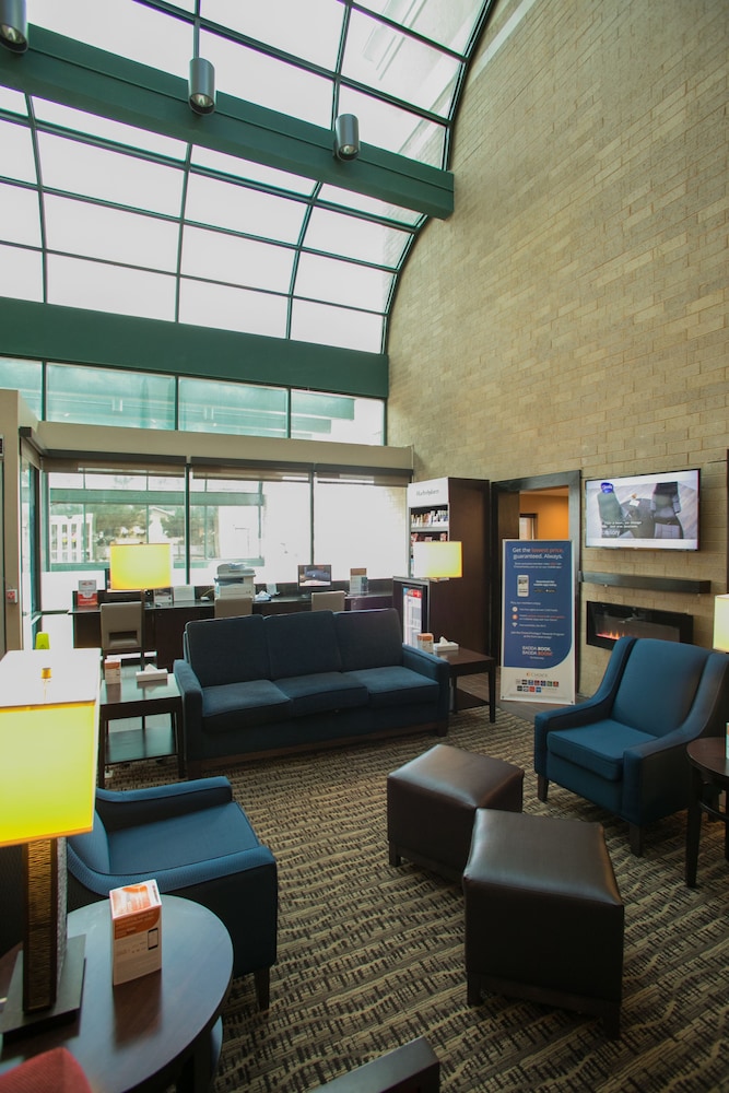 Interior, Comfort Suites Oakbrook Terrace near Oakbrook Center