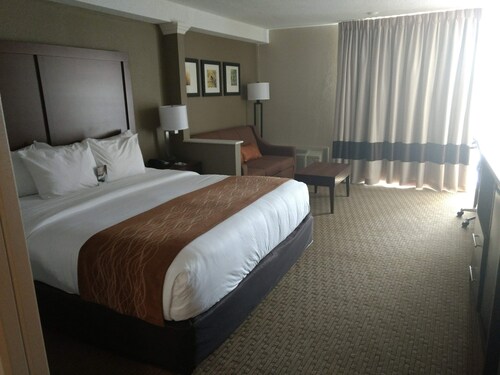 Comfort Inn Suites Near Danville Mall Danville Usa Aarp
