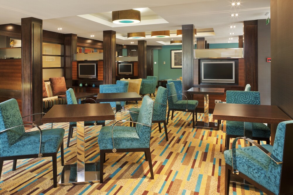 Crowne Plaza London- Gatwick Airport, an IHG Hotel