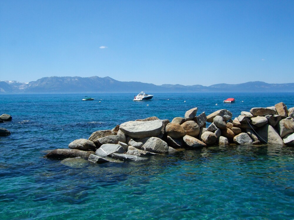 Hotel Azure Tahoe South Lake Tahoe Ca Hotel Azure Tahoe South Lake Tahoe Ca