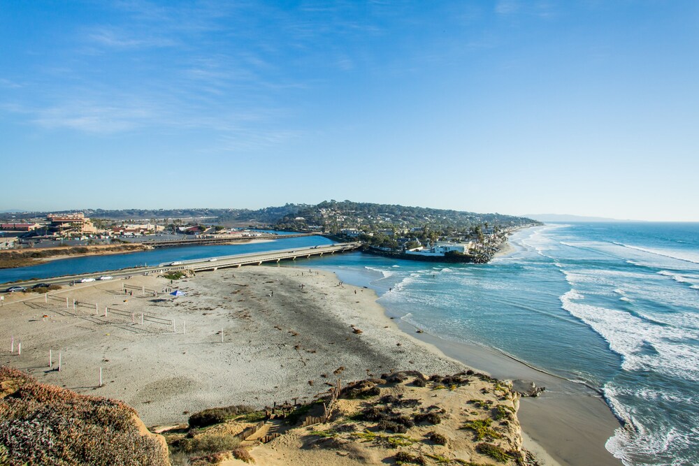 Hotel Indigo San Diego Del Mar, an IHG Hotel