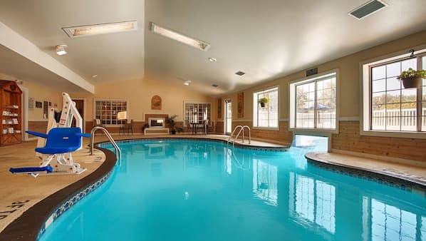Indoor pool, outdoor pool