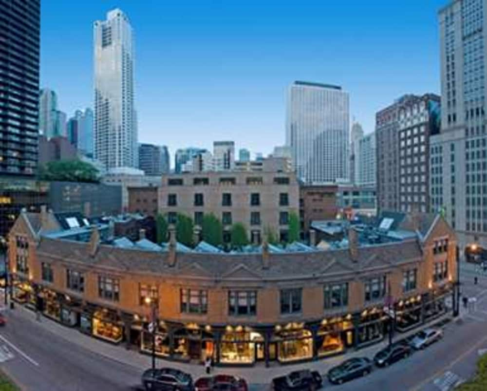 Embassy Suites Chicago Downtown