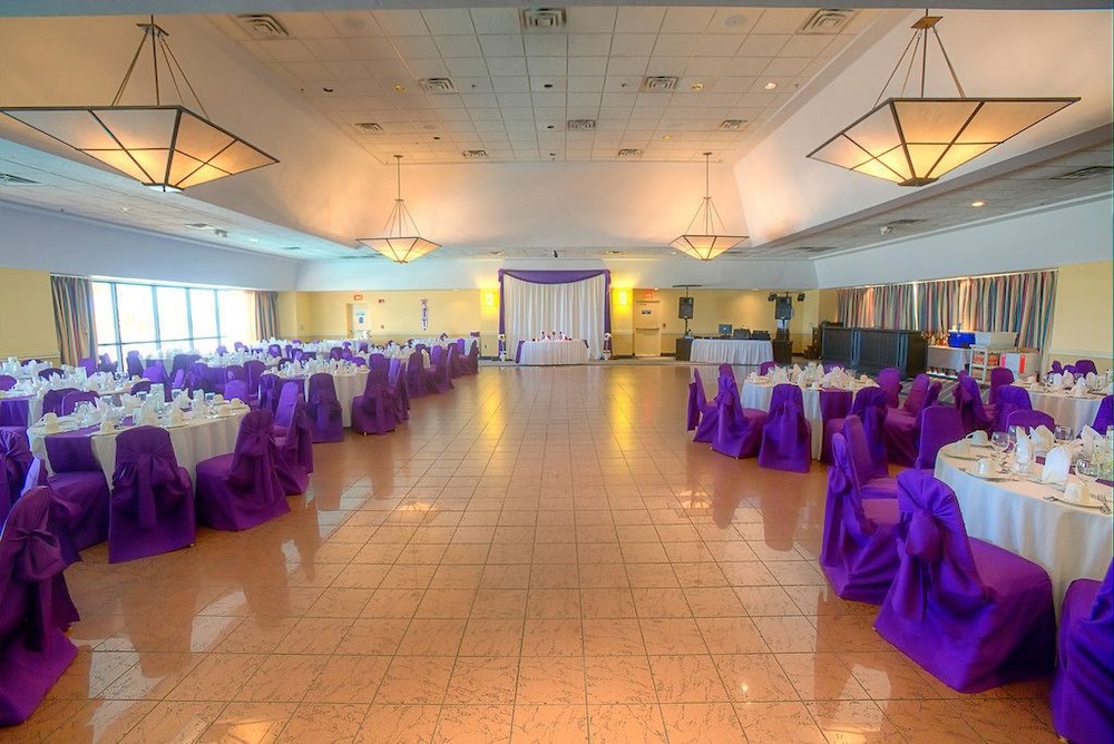 Ocean Breeze Club Hotel in Daytona Beach Best Rates & Deals on Orbitz