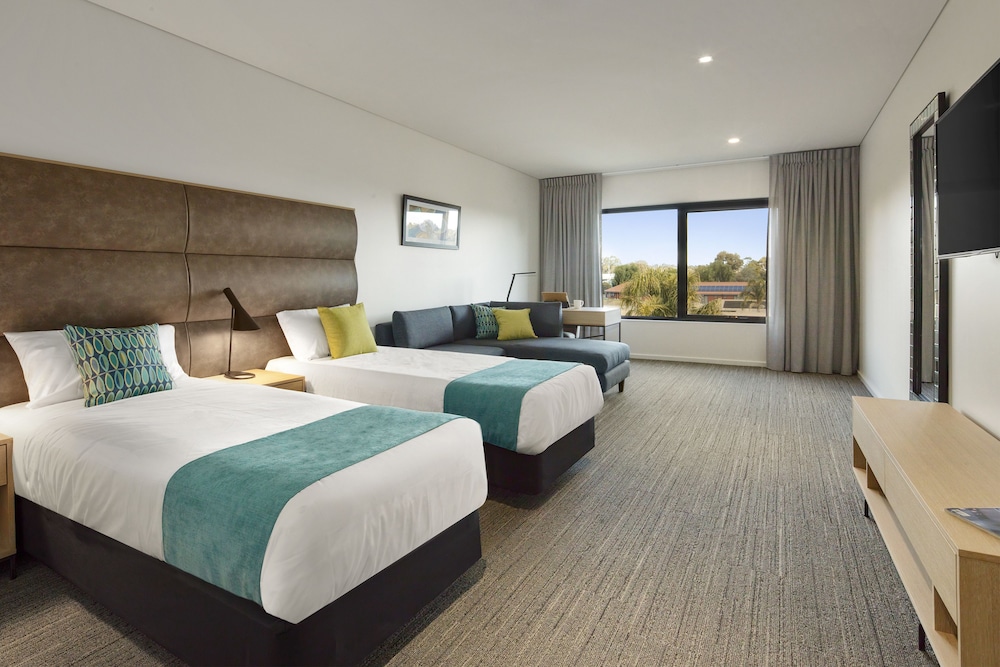 Room, Quality Hotel Lakeside Bendigo