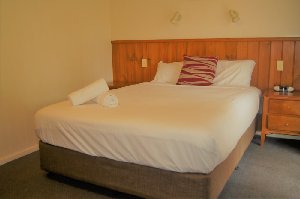 Room, Quality Hotel Lakeside Bendigo