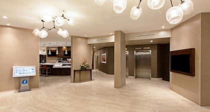 Holiday Inn Long Beach Airport Hotel and Conference Center, an IHG Hotel