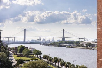 Marriott Savannah Riverfront Savannah 159 Room Prices Reviews Travelocity