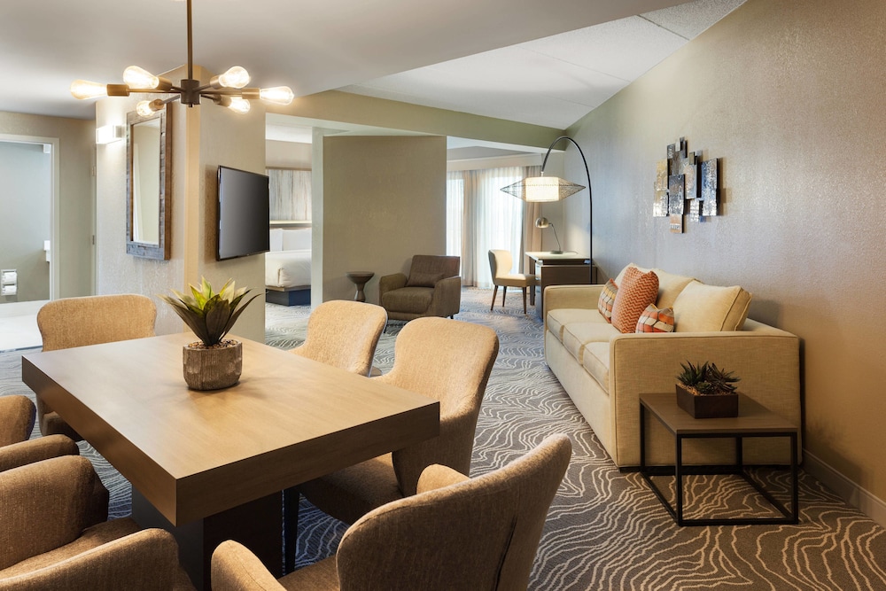 Marriott Savannah Riverfront In Savannah Hotel Rates Reviews On Orbitz