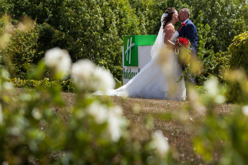 Outdoor wedding area, Holiday Inn Brighouse, an IHG Hotel