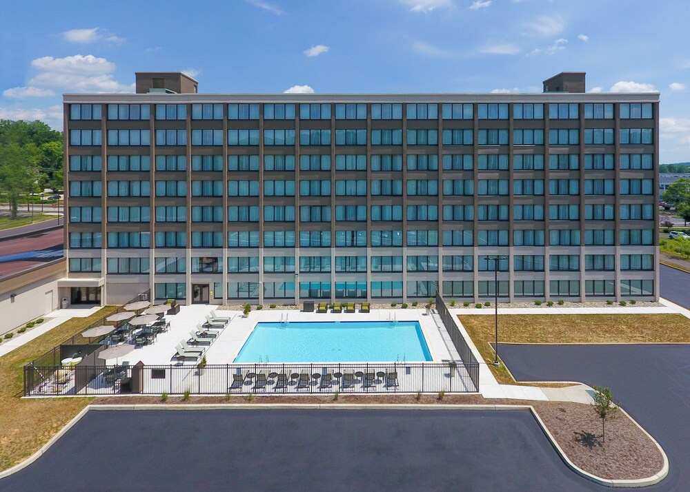 Holiday Inn Express & Suites Ft. Washington - Philadelphia, an IHG Hotel