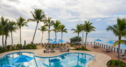 Postcard Inn Beach Resort & Marina