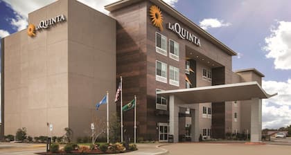 La Quinta Inn & Suites by Wyndham Mobile