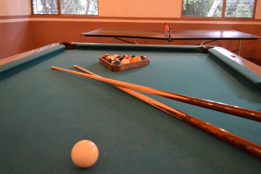 Billiards, Radisson Hotel Tapatio Guadalajara