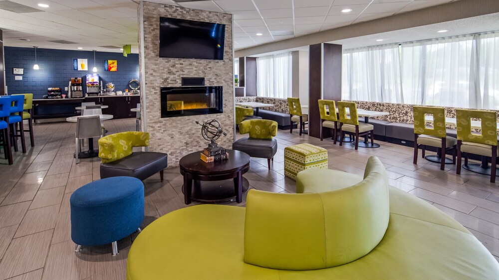 winston salem hotels with hot tub