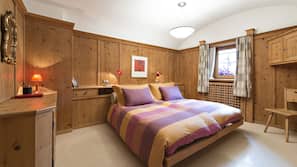 Premium bedding, down comforters, minibar, in-room safe