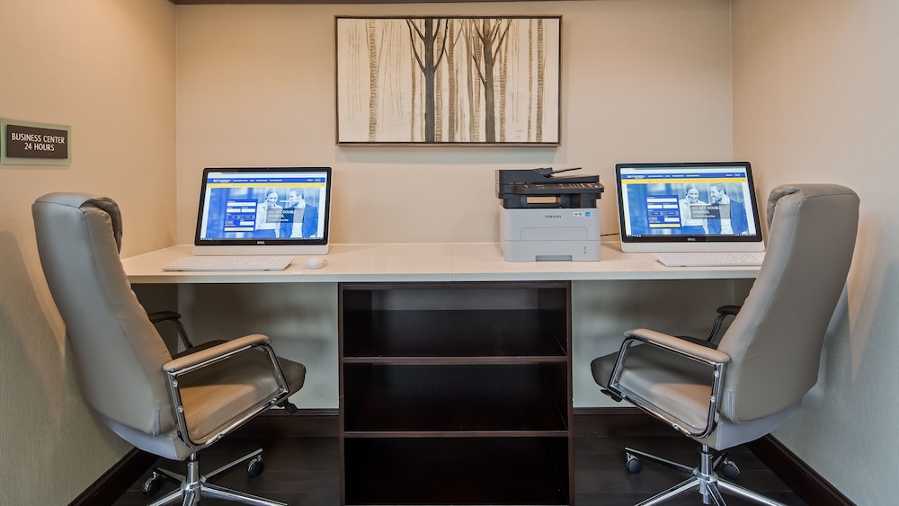 Business center, Best Western Premier Alton-St. Louis Area Hotel