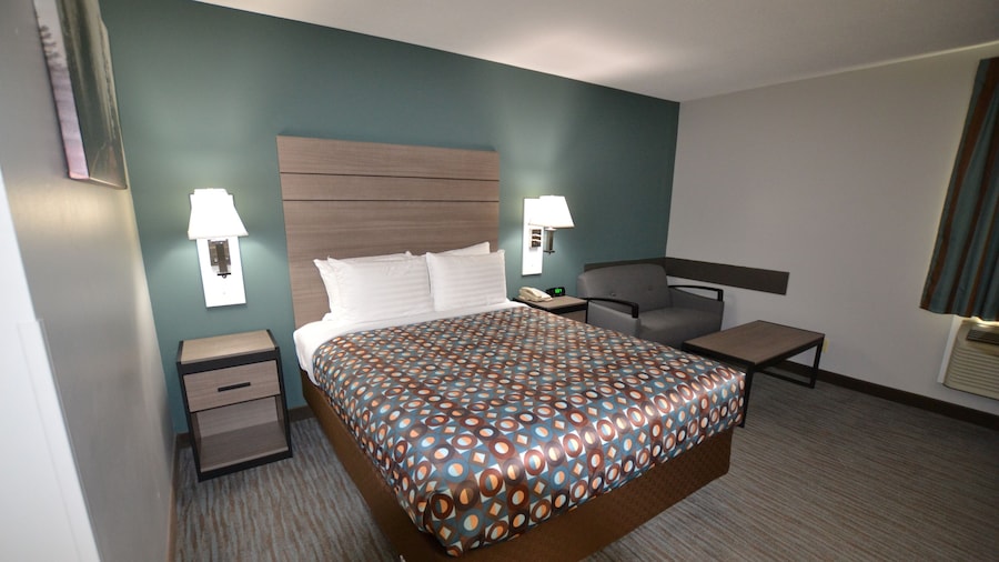 Countryside Inn & Suites