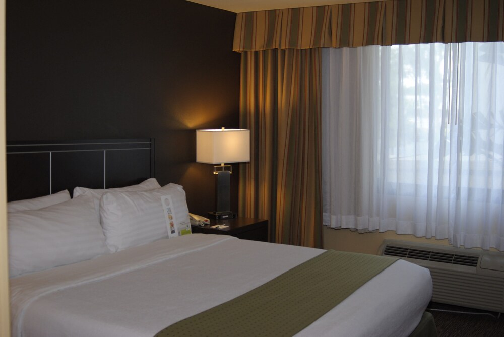 Holiday Inn Hotel & Suites Anaheim, an IHG Hotel