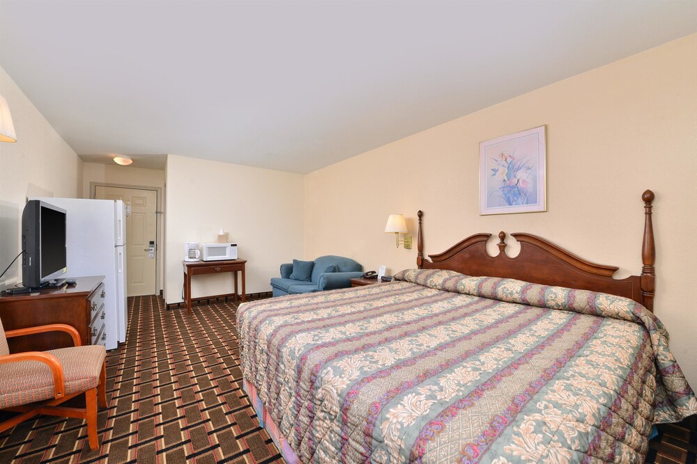 Americas Best Value Inn & Suites Albemarle