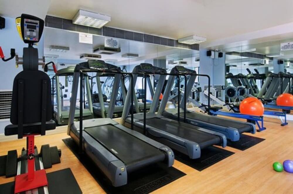 Fitness facility, DoubleTree by Hilton Swindon