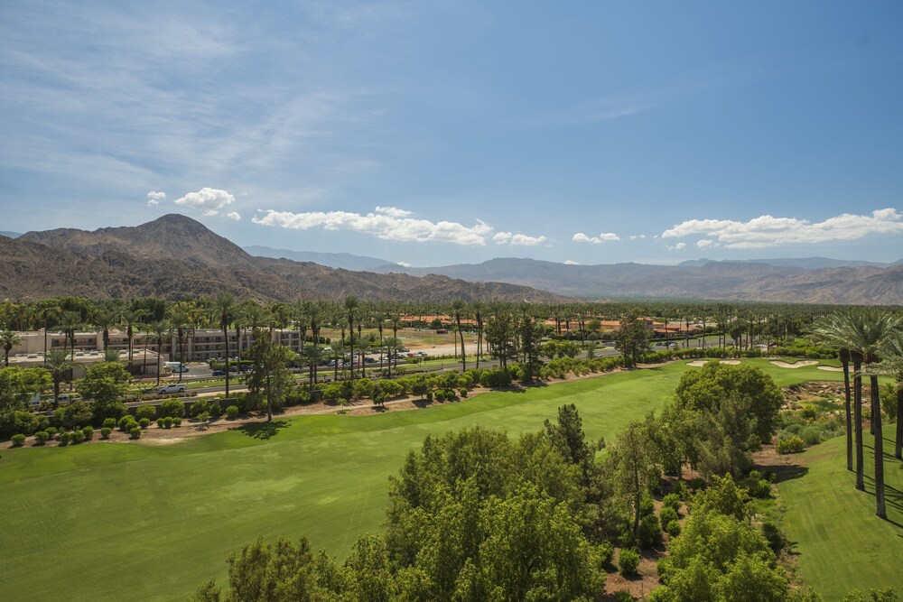 Mountain view, Renaissance Esmeralda Resort & Spa, Indian Wells