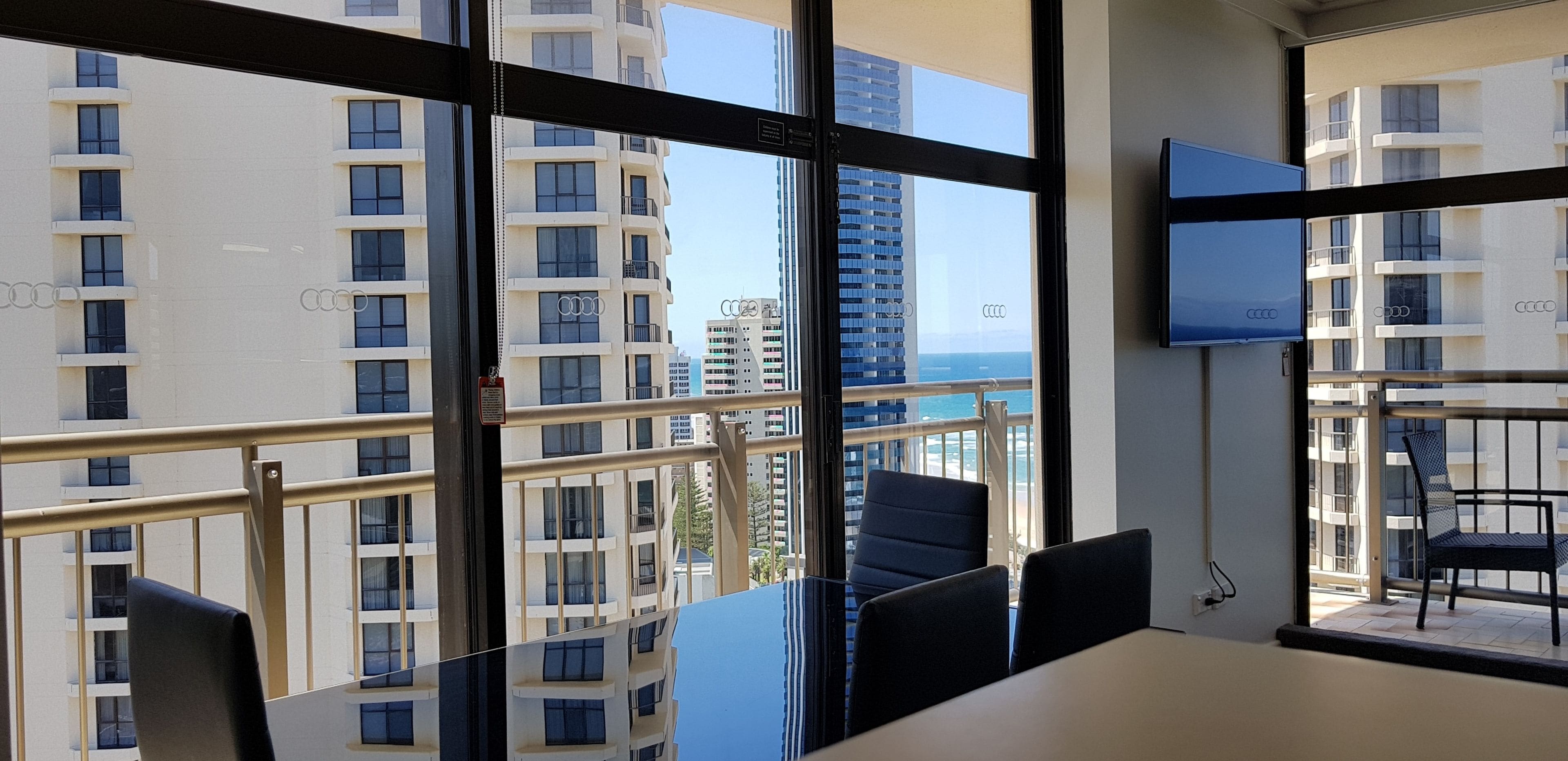 Beachcomber Surfers Paradise