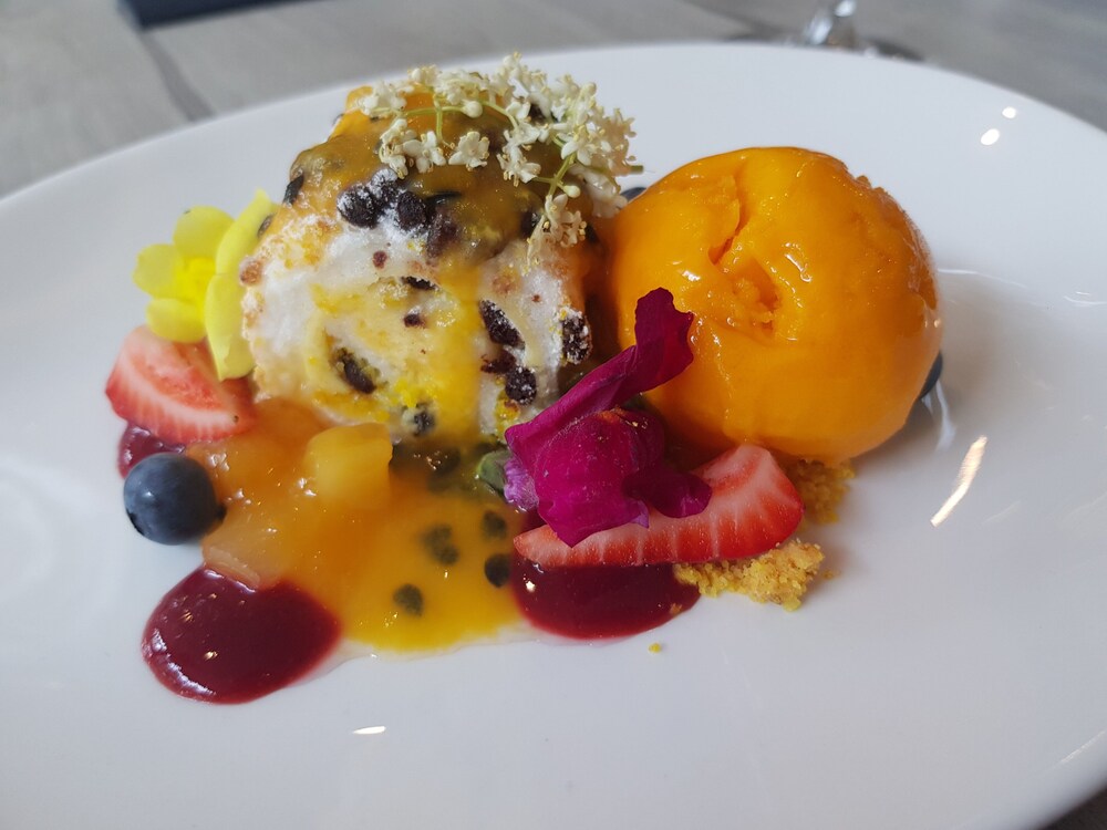 Holiday Inn Melbourne Airport