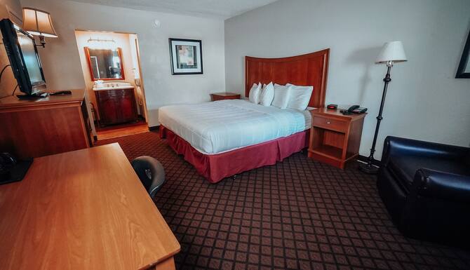 Lamplighter Inn Suites North In Springfield Mo Expedia - Queen Bed Springfield Mo Lamplighter Inn Suites North In Springfield Mo Expedia - Queen Bed Springfield Mo