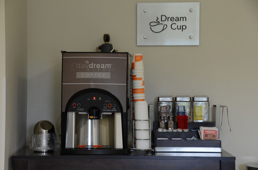 Breakfast area, Sleep Inn & Suites